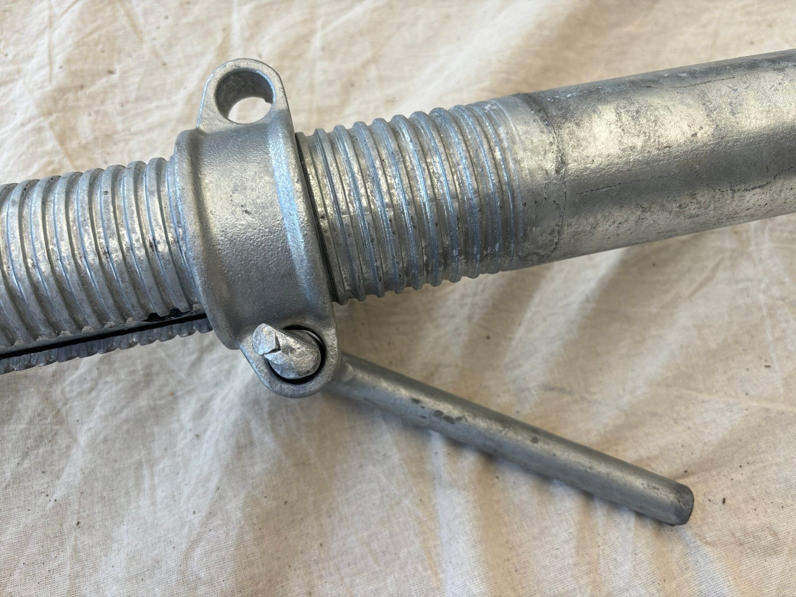 Propping Prop Screw